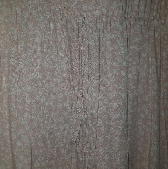 Pink rose wrap dress - Picture 4 of 7